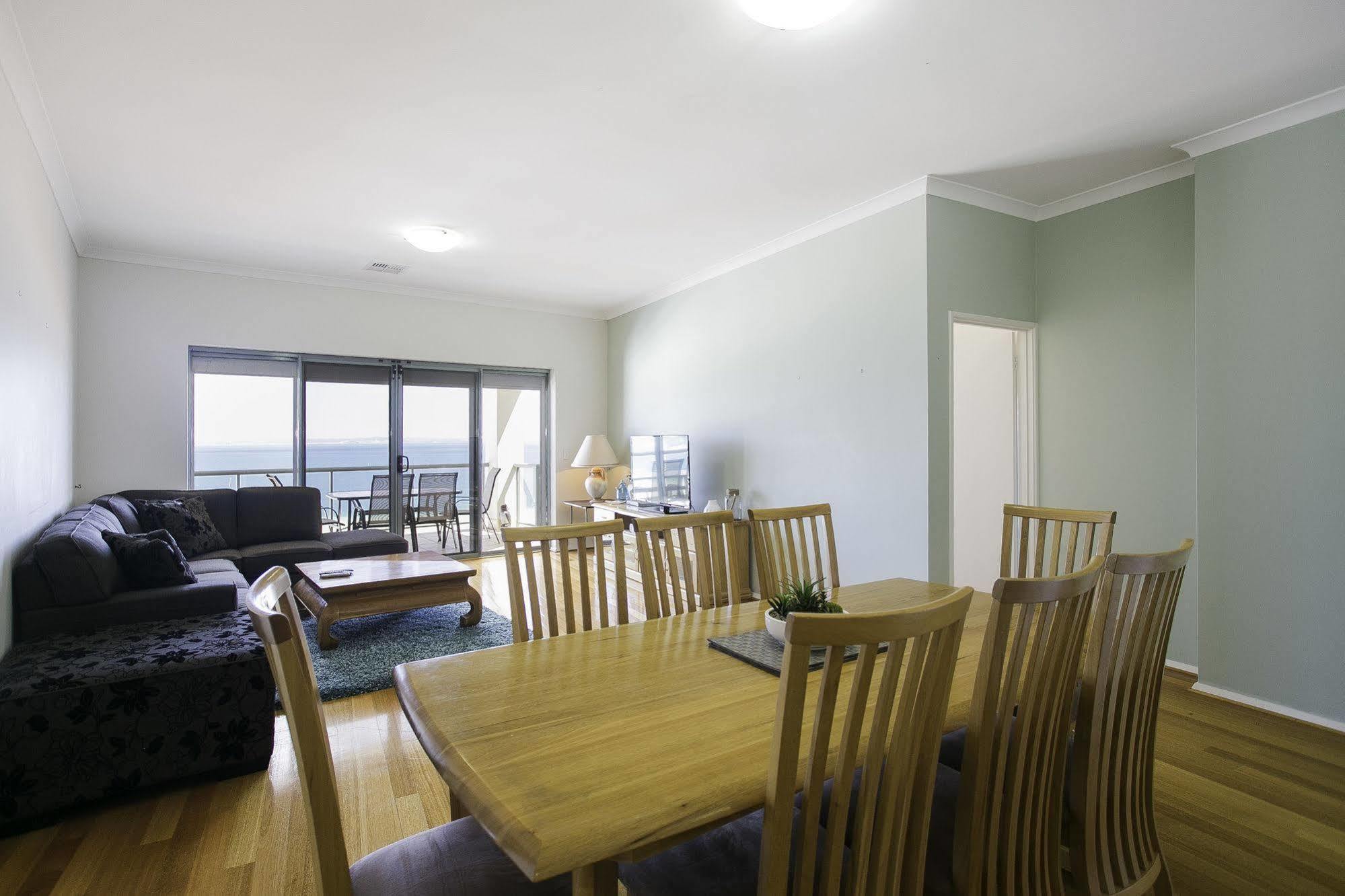 Boardwalk By Rockingham Apartments Esterno foto