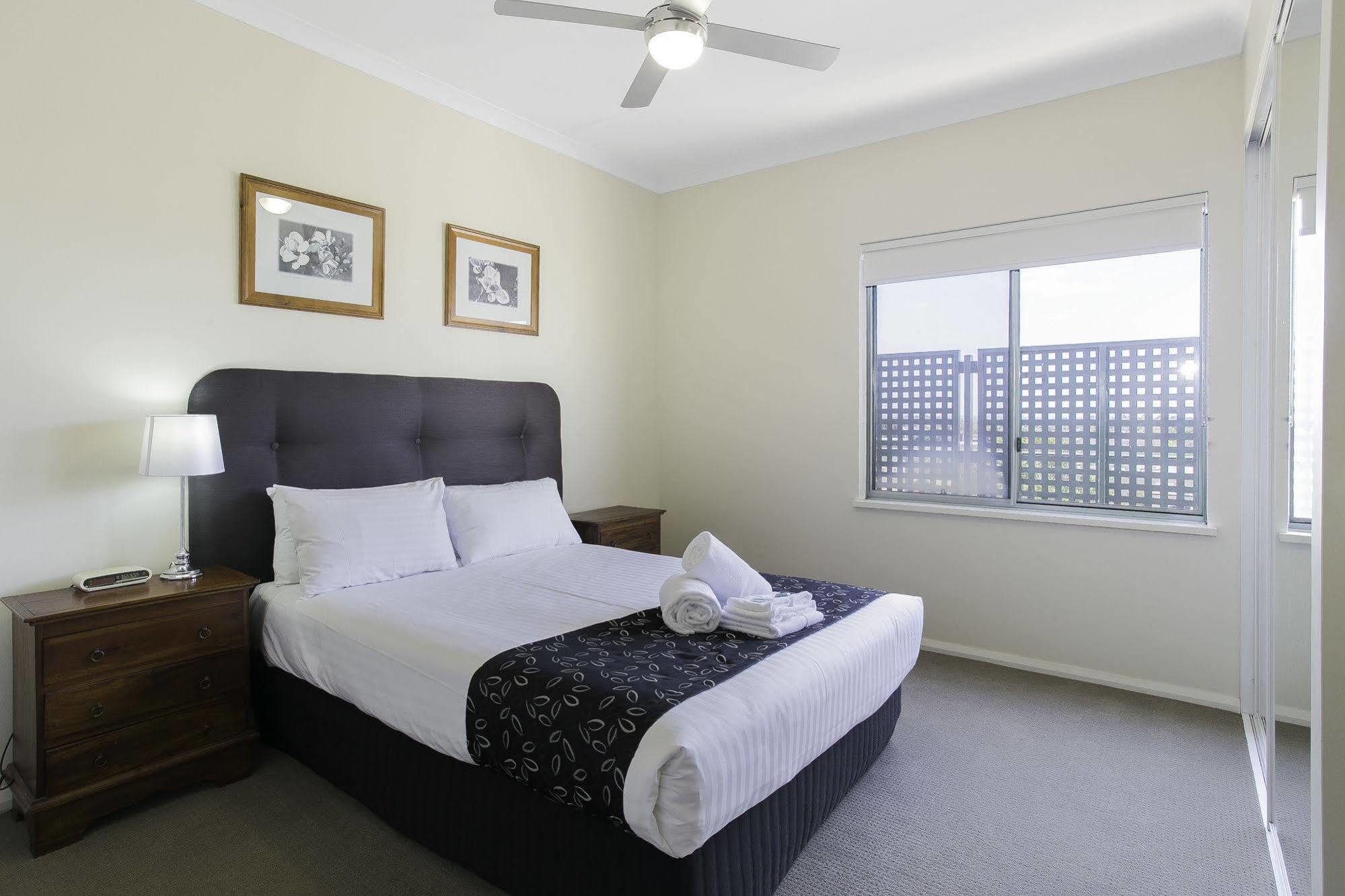 Boardwalk By Rockingham Apartments Esterno foto