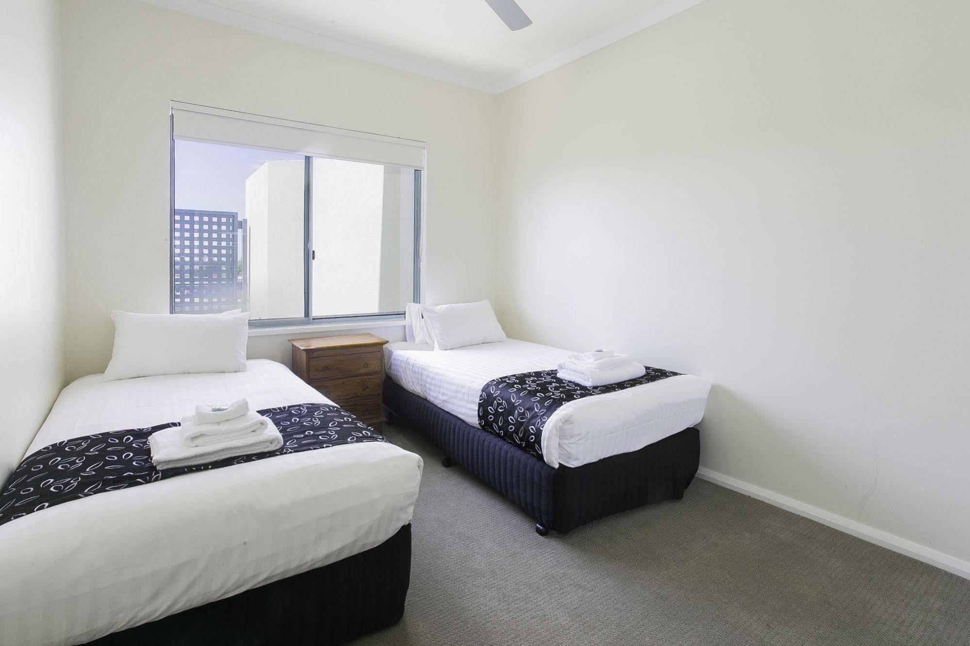 Boardwalk By Rockingham Apartments Esterno foto