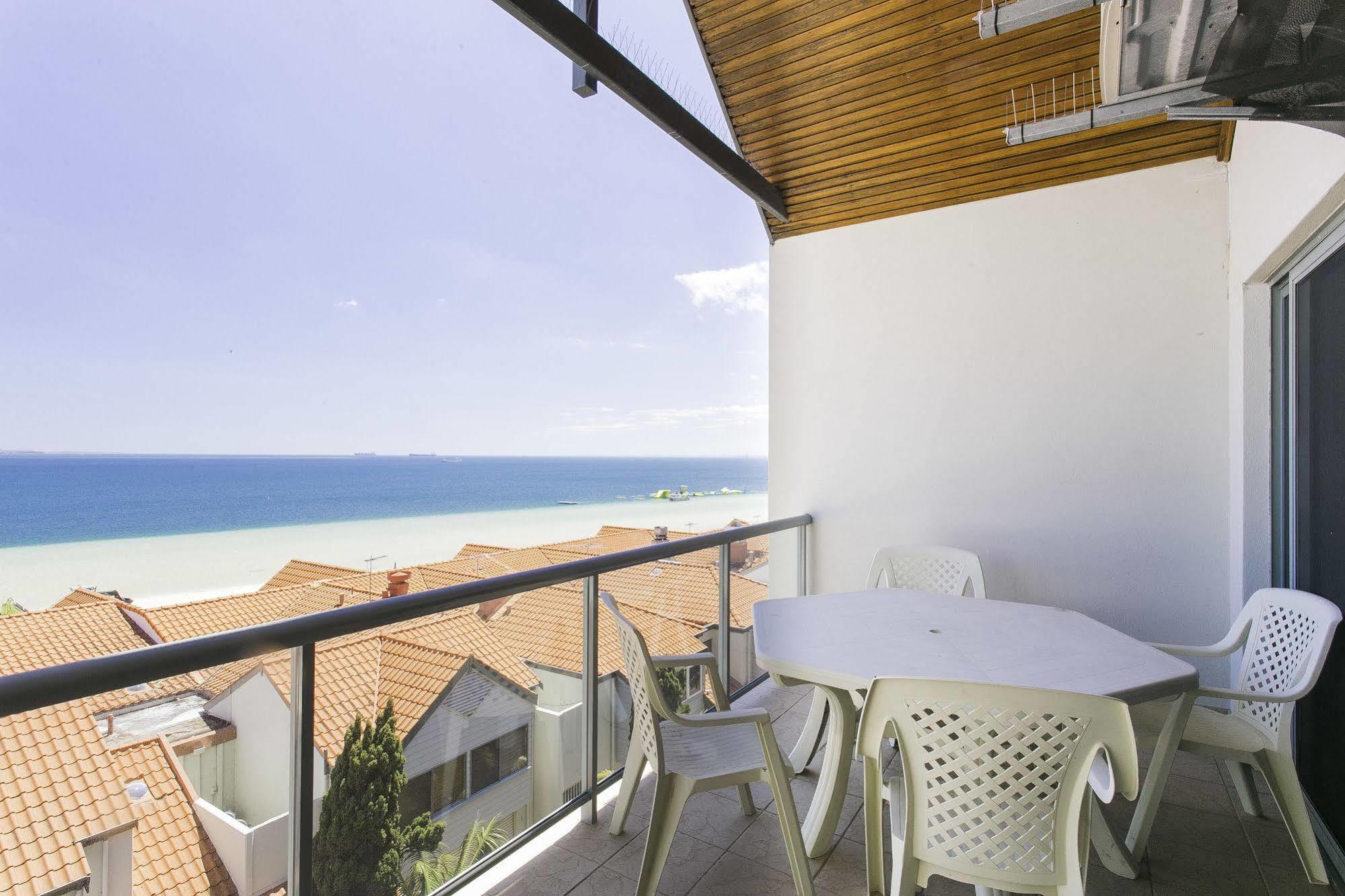 Boardwalk By Rockingham Apartments Esterno foto